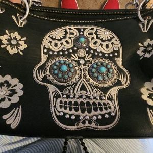 Montanna  West Concealed  Carry bag. WITH A DETAILED SUGAR  SKULL DESIGN